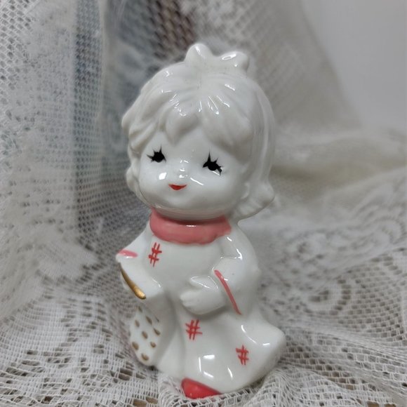 Sophia -Ann Figurine Little Girl Pink & Gold Trim - Picture 5 of 7